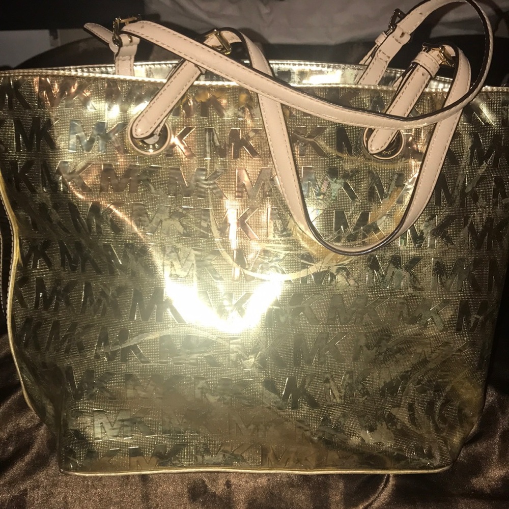 Michael Kors purse